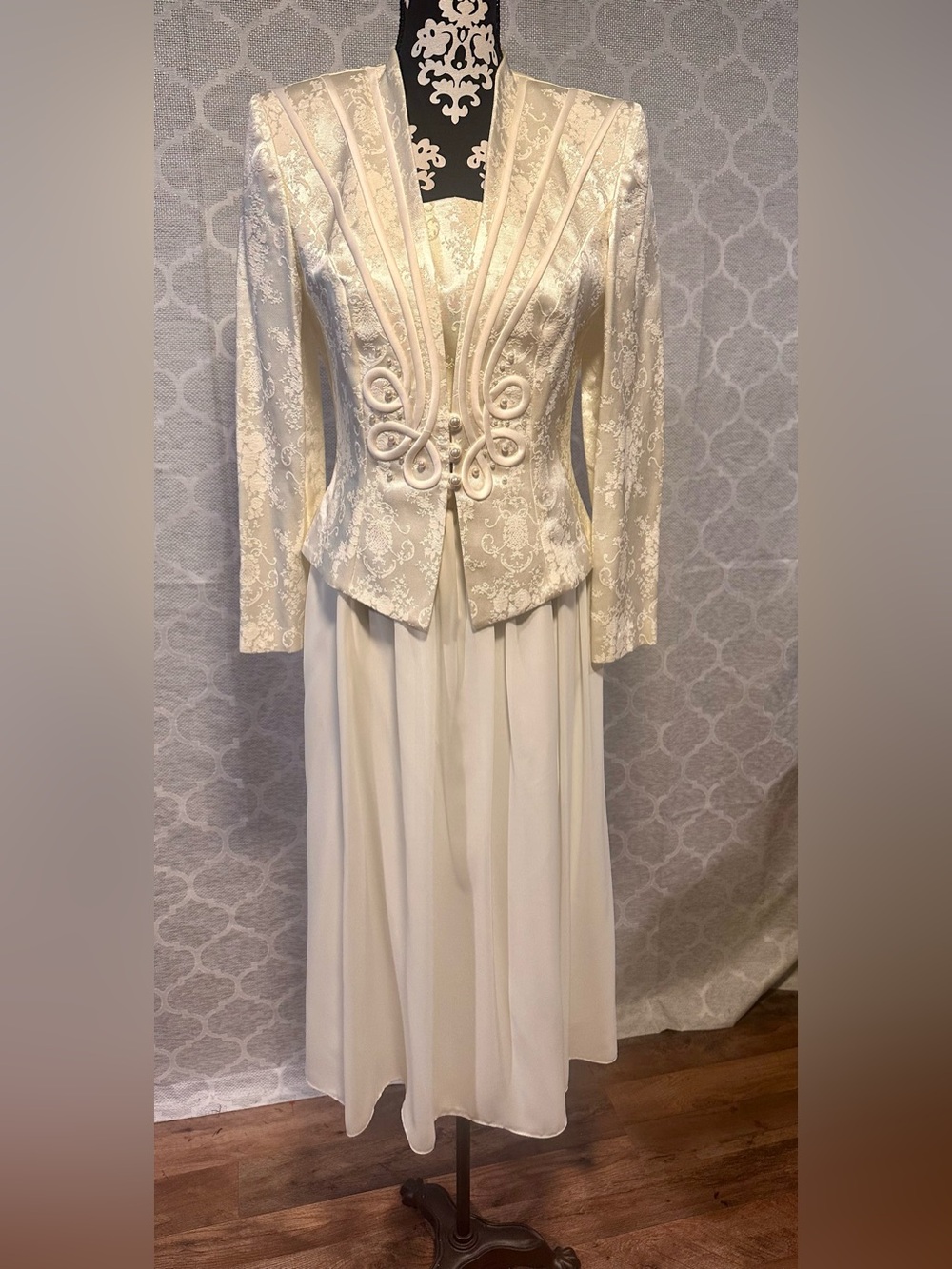 Nah Nah Collection VTG 80s Ivory Brocade elopement/civil ceremony skirt set sz 8